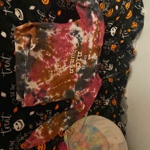 it never got worn much and i just dont like it anymore it also dosnt fit anymore